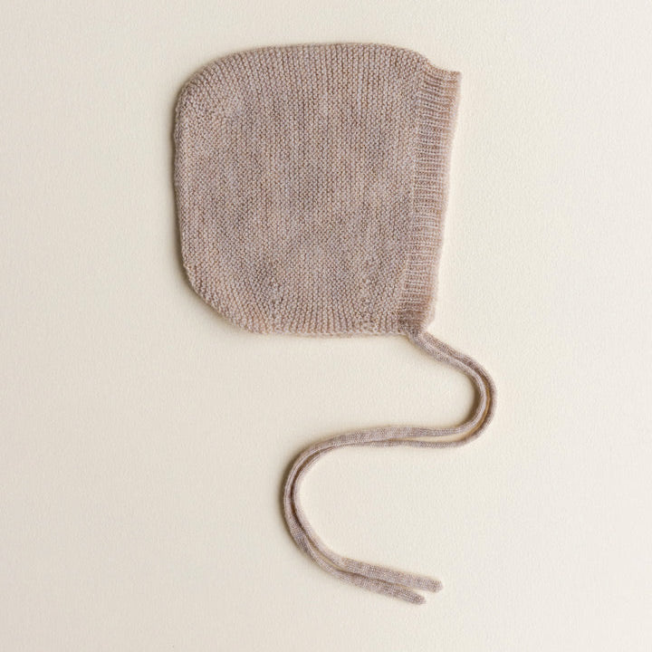Hvid Baby Bonnet - 100% Merino Wool (Newborn)