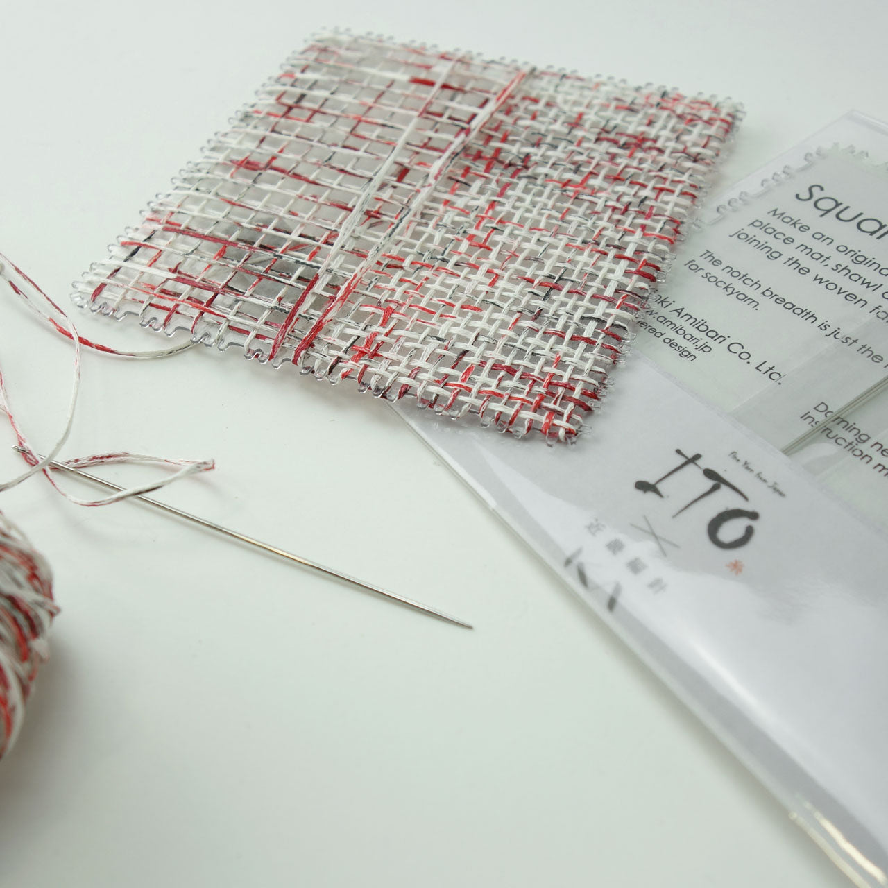 Square Mini Weaving Loom (10x10cm)