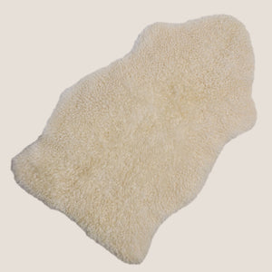 Curly Lambskin - Natural (100-110cm)