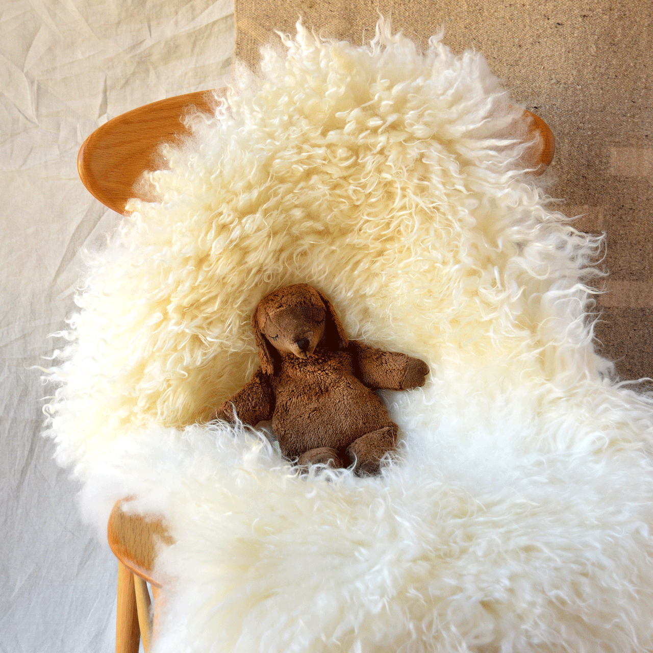 Curly Lambskin - Natural (100-110cm)