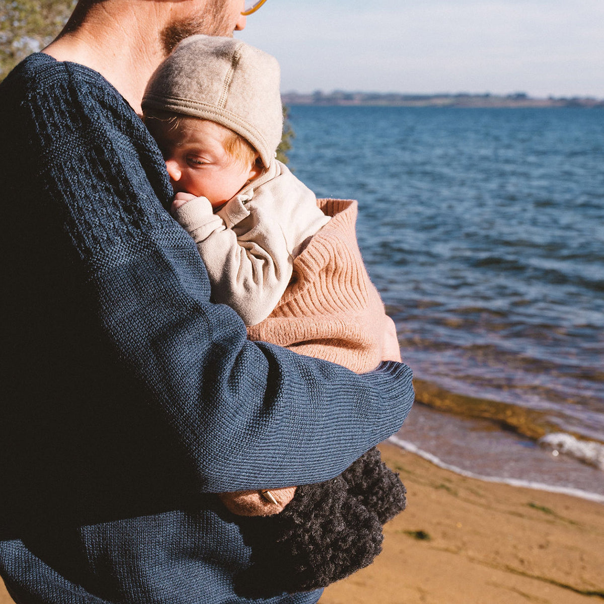 Baby Bonnet - 100% Organic Wool Fleece (0-9m)