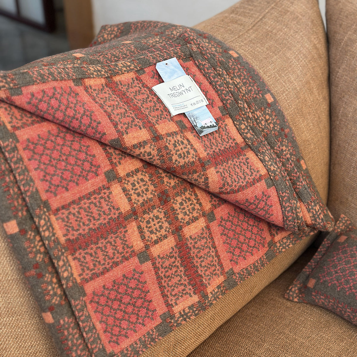 Welsh Knot Garden Throw - 100% Lambswool - Copper (120x200cm)