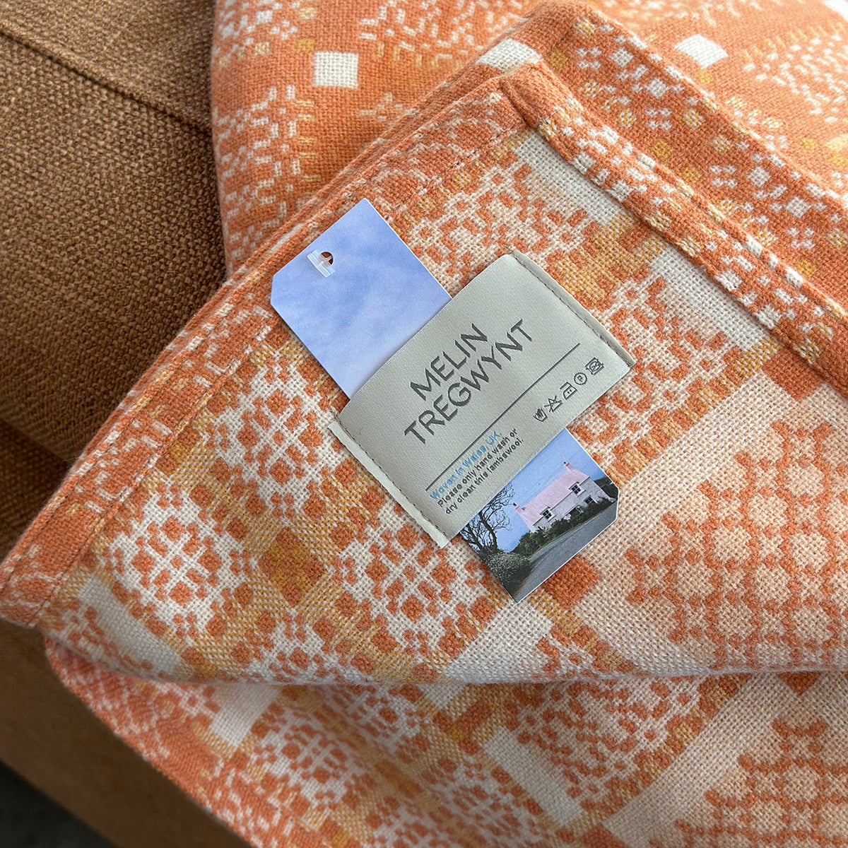 Welsh Knot Garden Throw - 100% Lambswool - Cwrel (120x200cm)