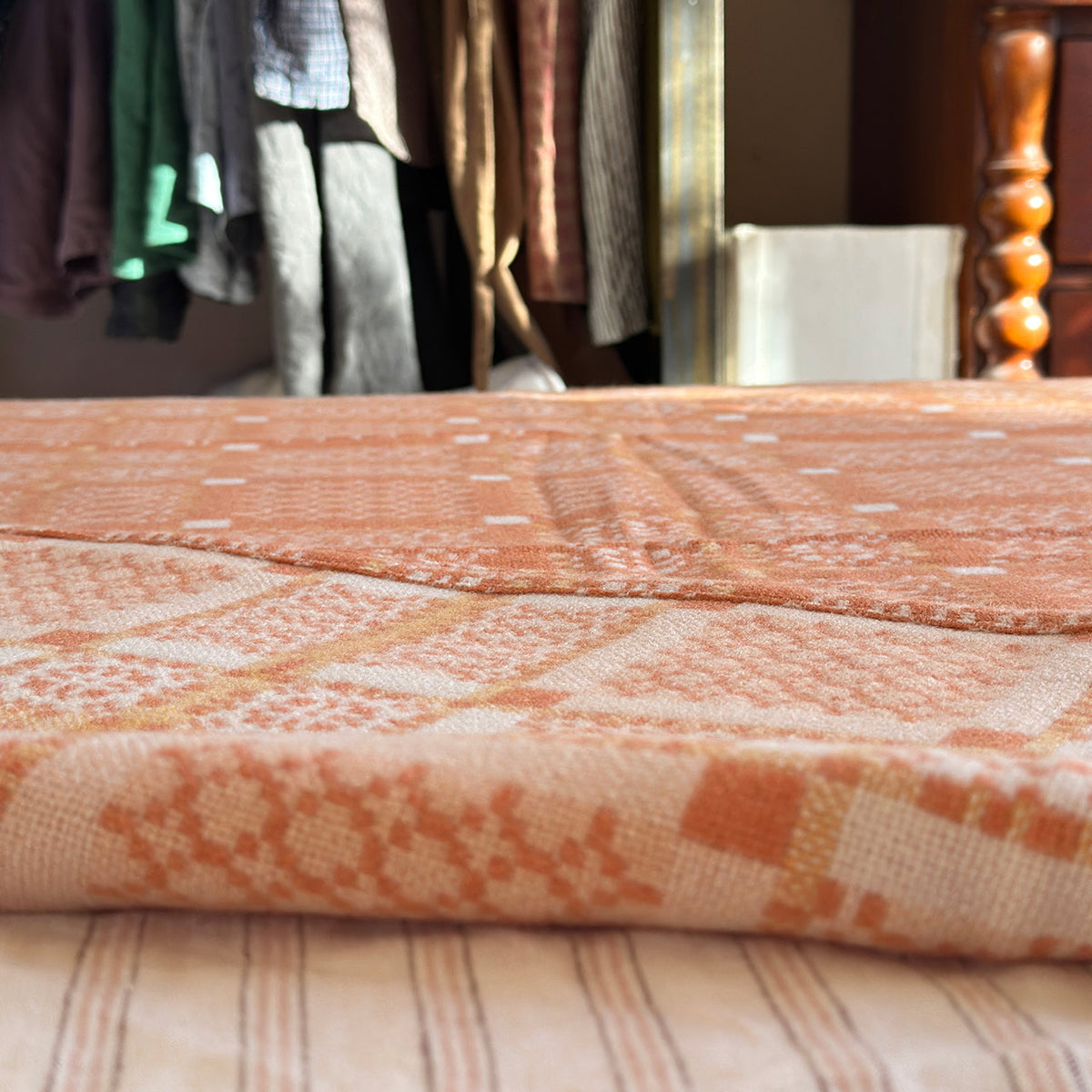 Welsh Knot Garden Throw - 100% Lambswool - Cwrel (120x200cm)