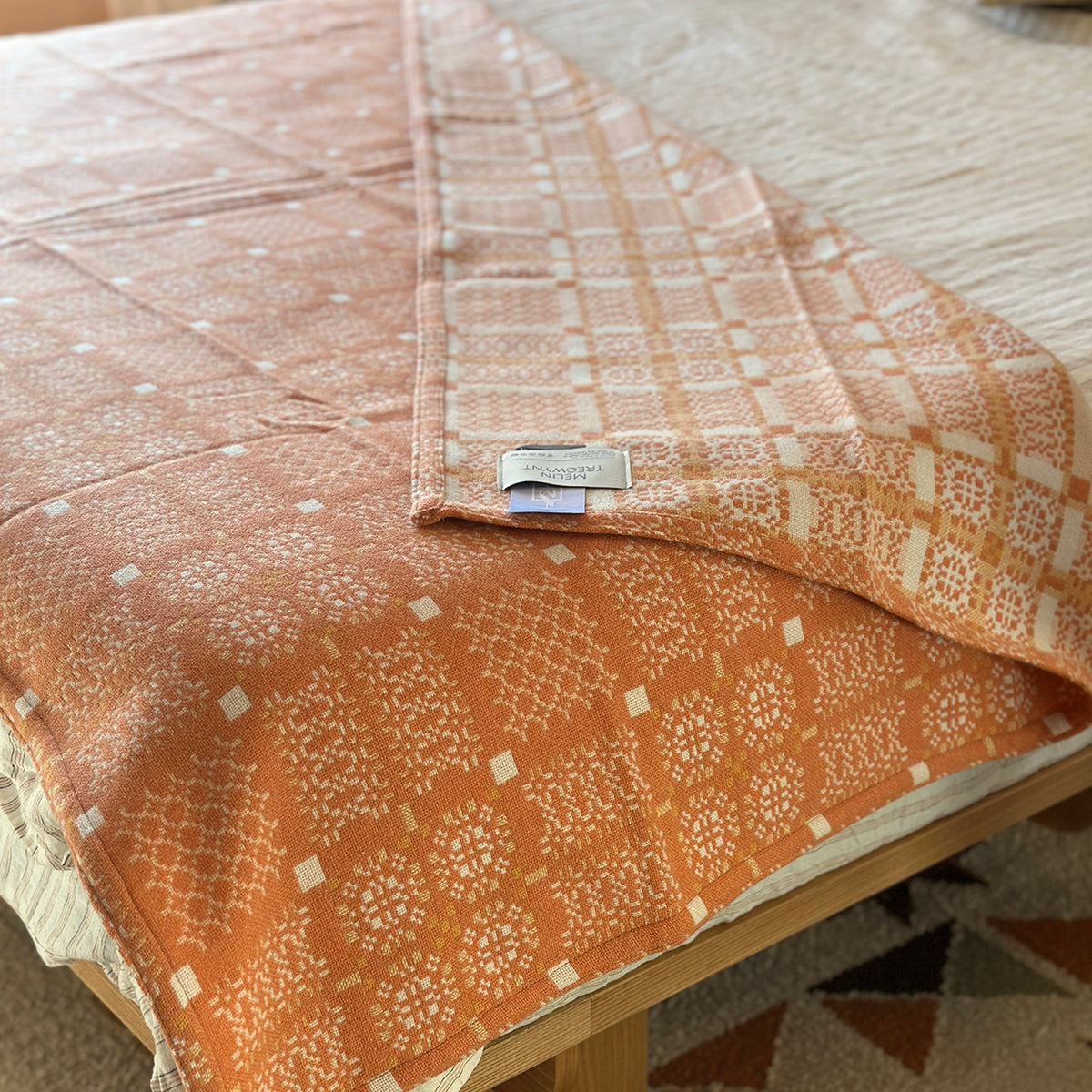 Welsh Knot Garden Throw - 100% Lambswool - Cwrel (120x200cm)