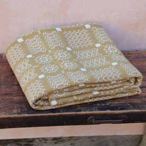 Welsh Knot Garden Throw - 100% Lambswool - Mel (200x120cm)