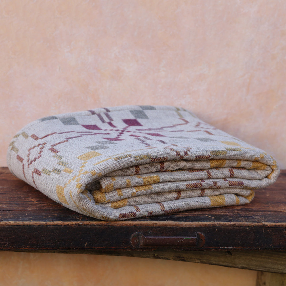 Welsh Vintage Star Throw - 100% Lambswool - Clay (200x120cm)