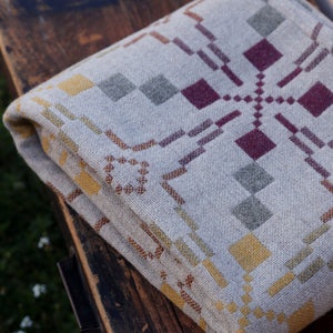 Welsh Vintage Star Throw - 100% Lambswool - Clay (200x120cm)