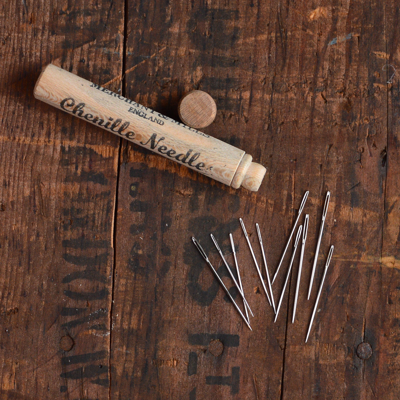 Chenille Embroidery Needles in a Wooden Case (10 needles)