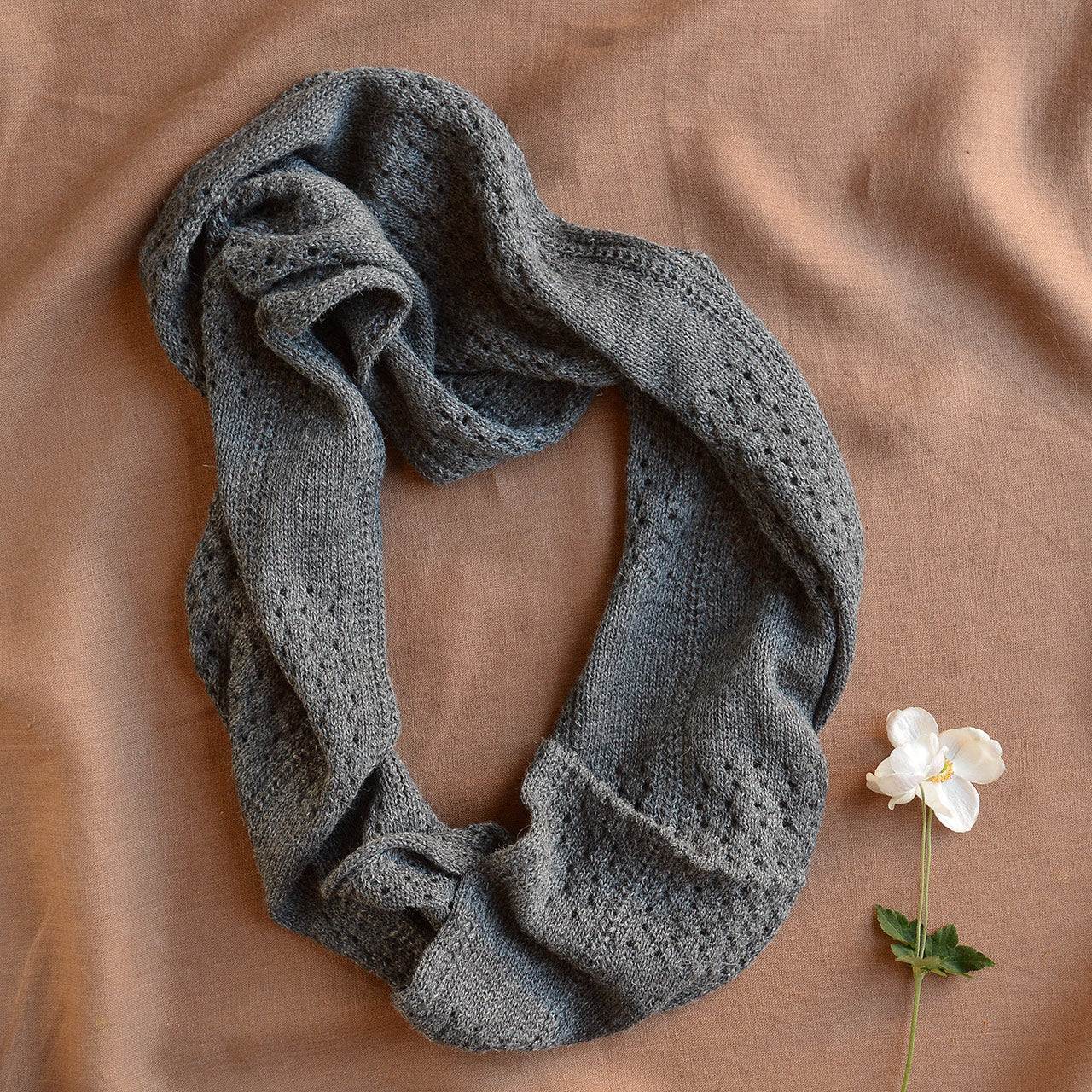 No End Drop Stitch Scarf - 100% Baby Alpaca - Medium Grey (Adults)