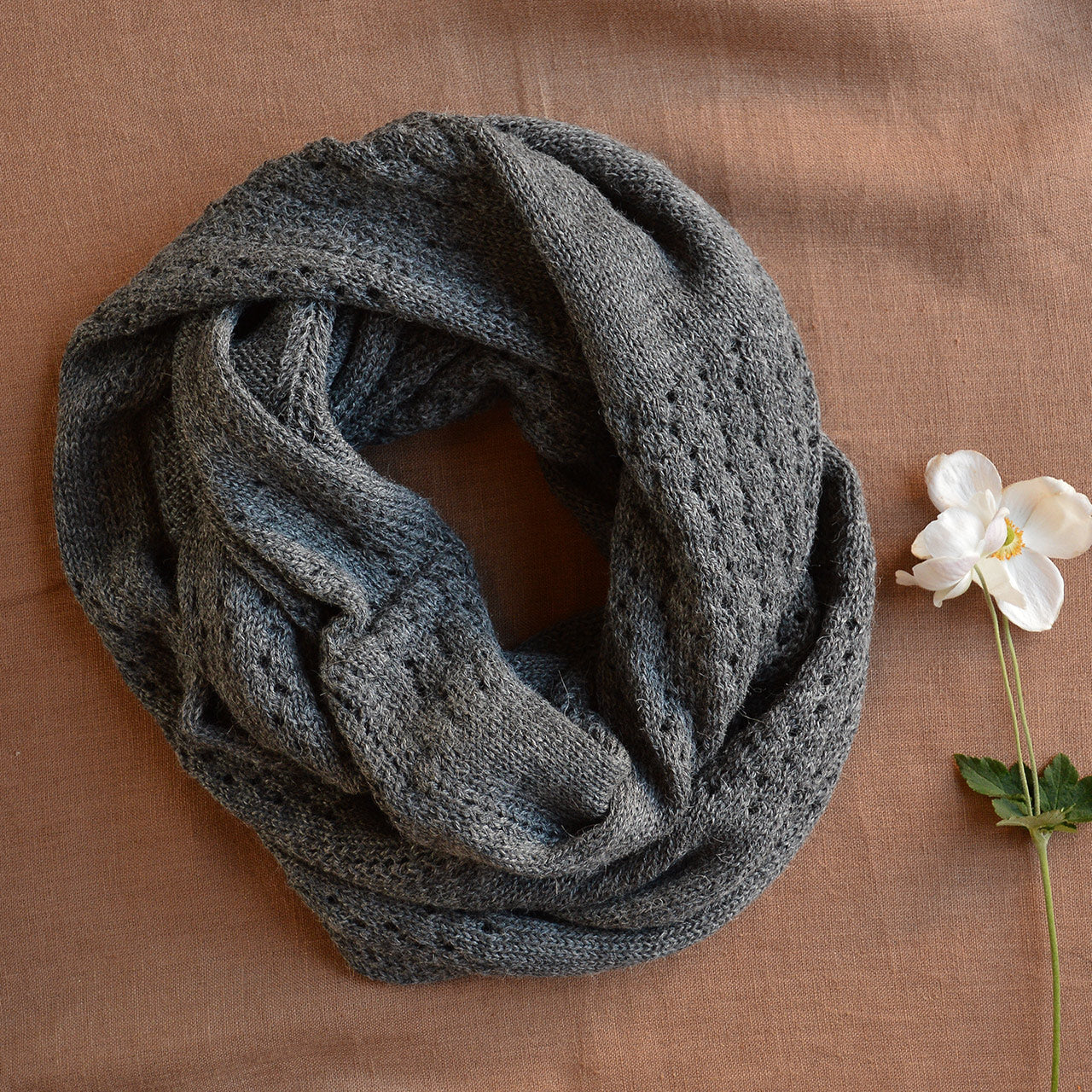No End Drop Stitch Scarf - 100% Baby Alpaca - Medium Grey (Adults)