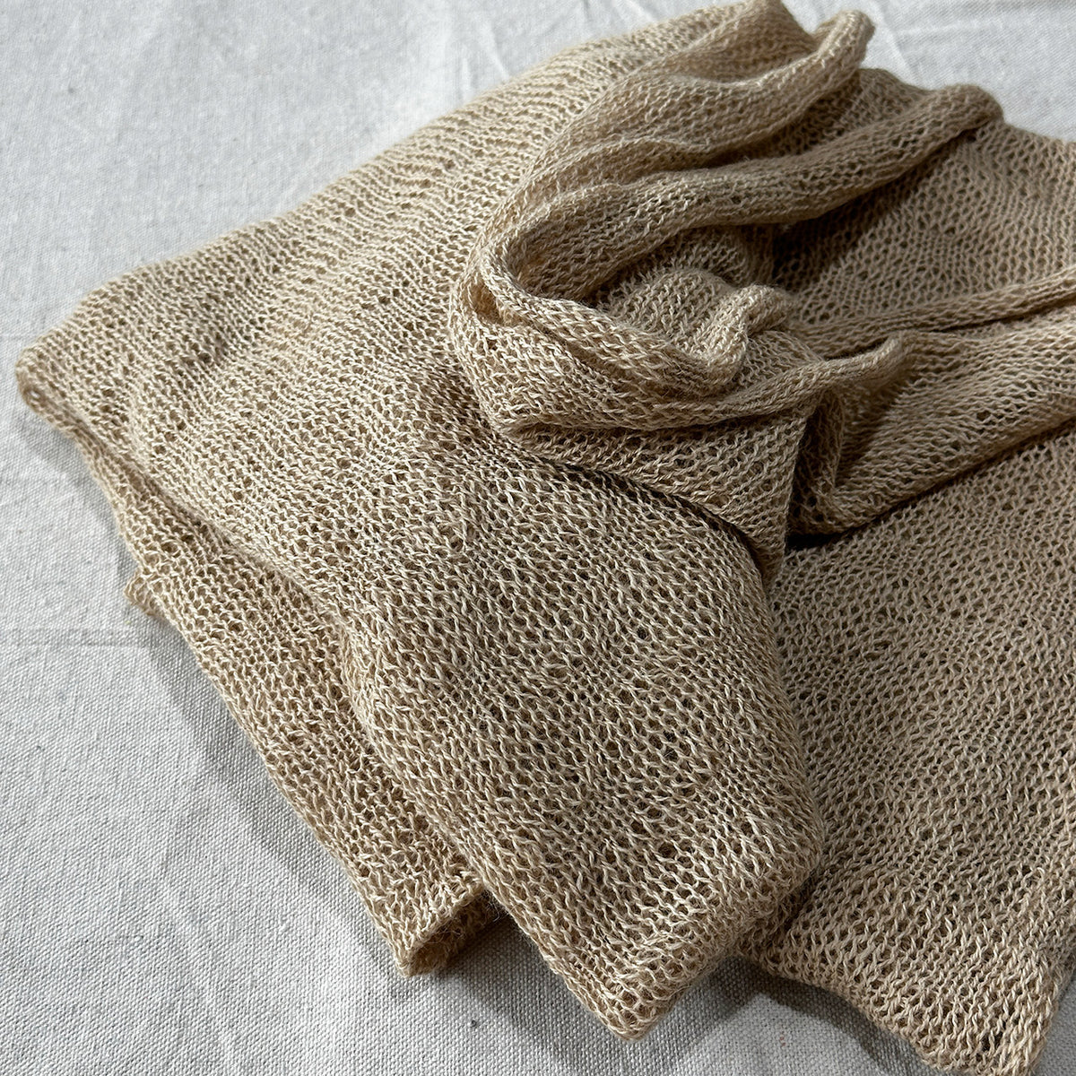Large Lace Shawl/Throw - 100% Baby Alpaca (240x80cm)