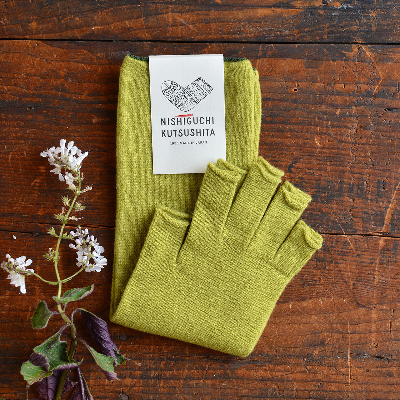 100% Wool Fingerless Gloves by Nishiguchi Kutsushita from Woollykins