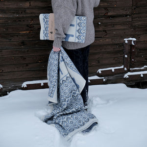 Jacquard Woven Blanket - 100% Wool - Darlana Blue (130x90cm)