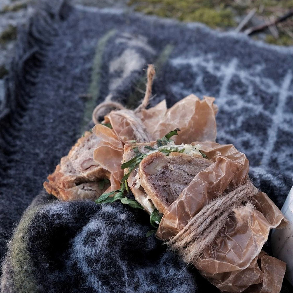 Jacquard Woven Throw - 100% Wool - Ekshärad (200x130cm)