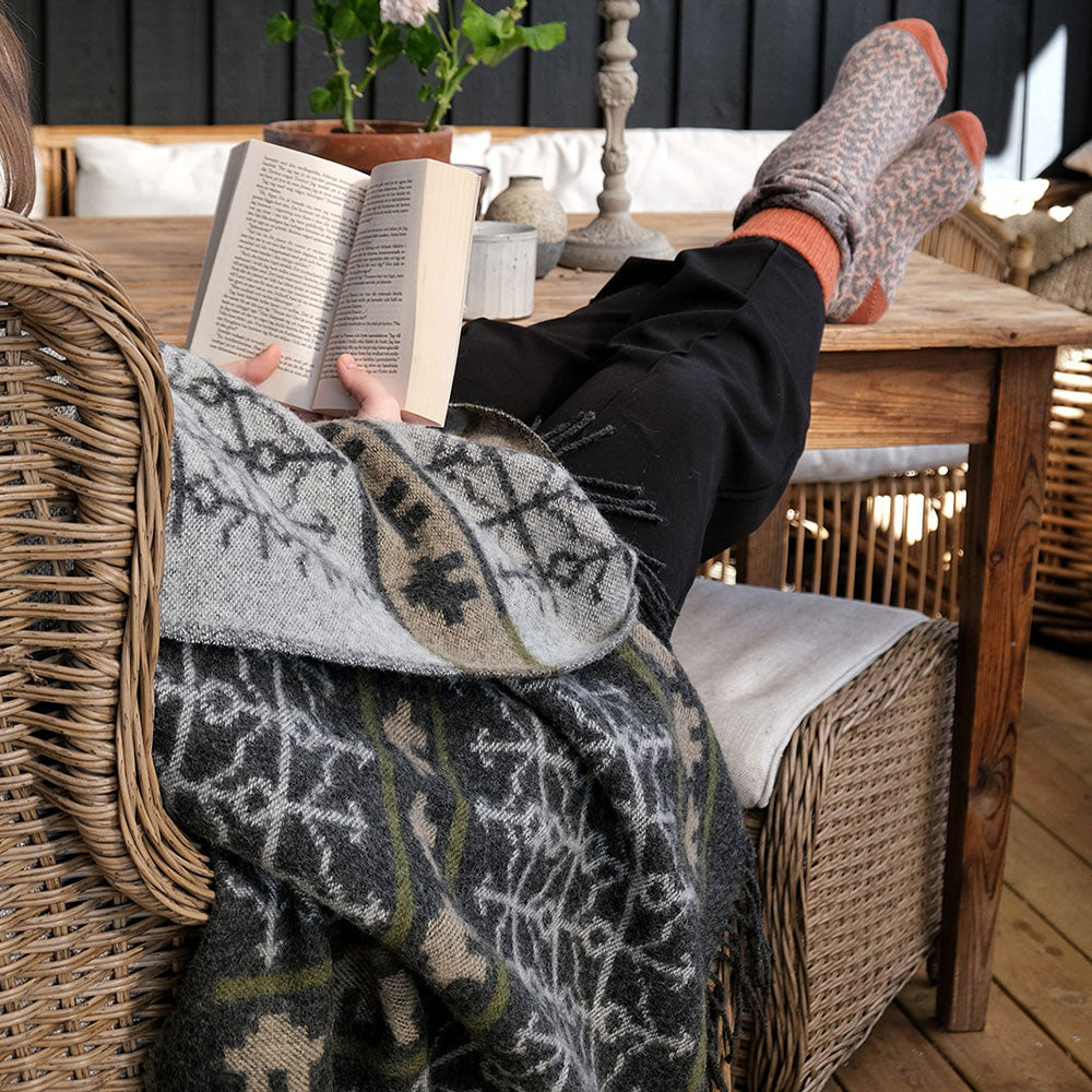 Jacquard Woven Throw - 100% Wool - Ekshärad (200x130cm)