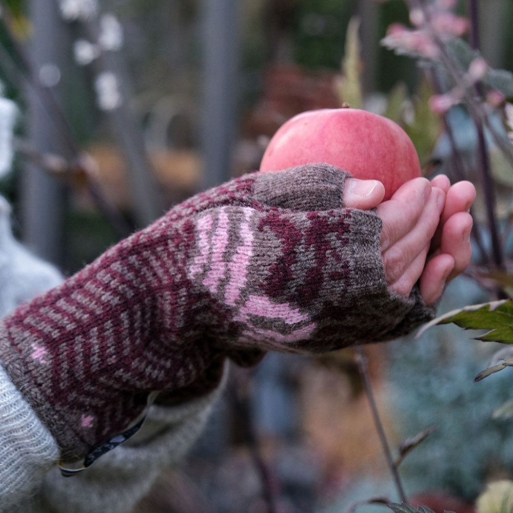 Jacquard Knit Hand Warmers - 100% Merino - Fager (Adults)