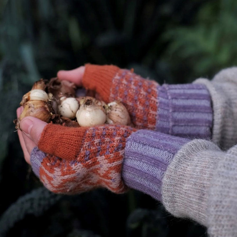 Jacquard Knit Hand Warmers - 100% Merino - Fästfolk (Adults)