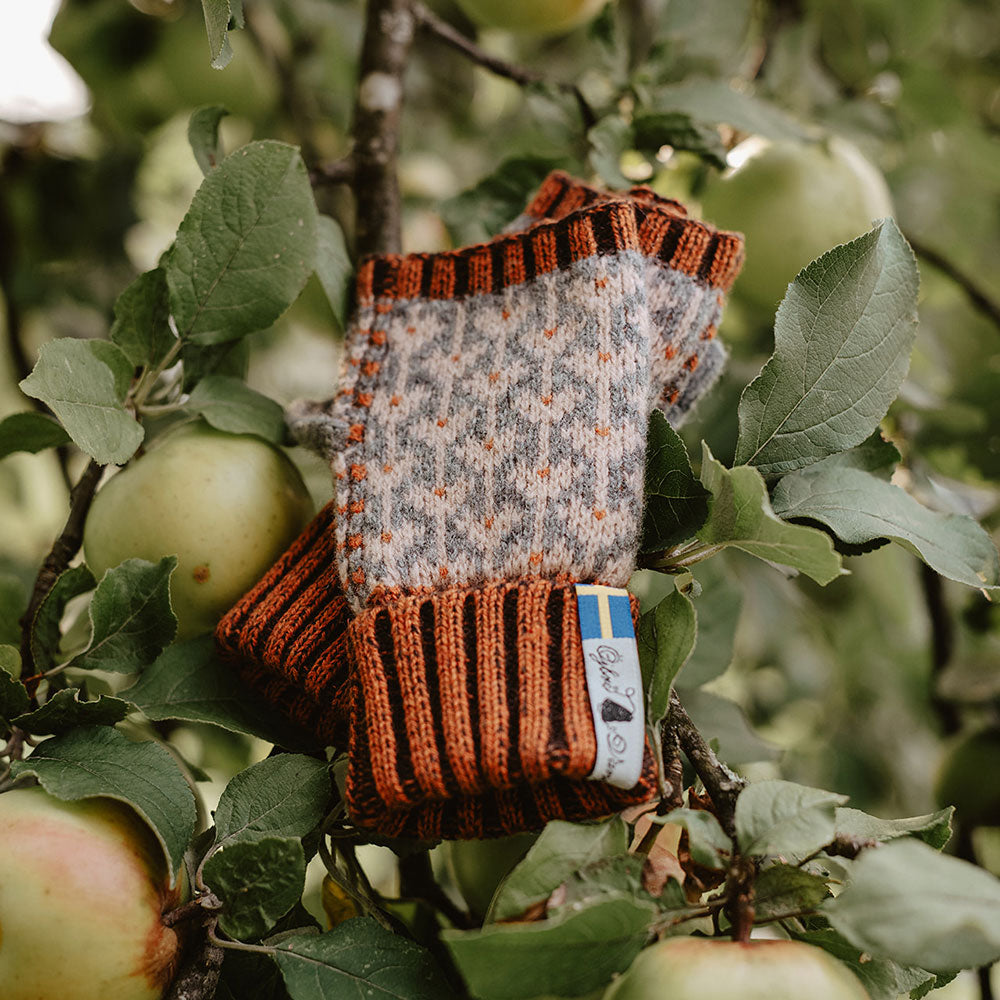 Jacquard Knit Hand Warmers - 100% Merino - Fästfolk (Adults)