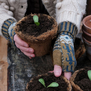 Jacquard Knit Hand Warmers - 100% Merino - Kören (Adults)