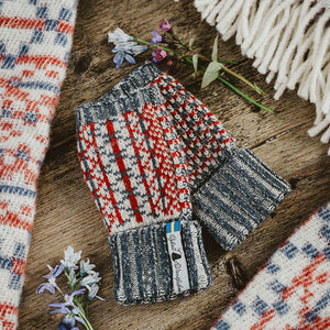 Jacquard Knit Hand Warmers - 100% Merino - Lycksele (Adults)
