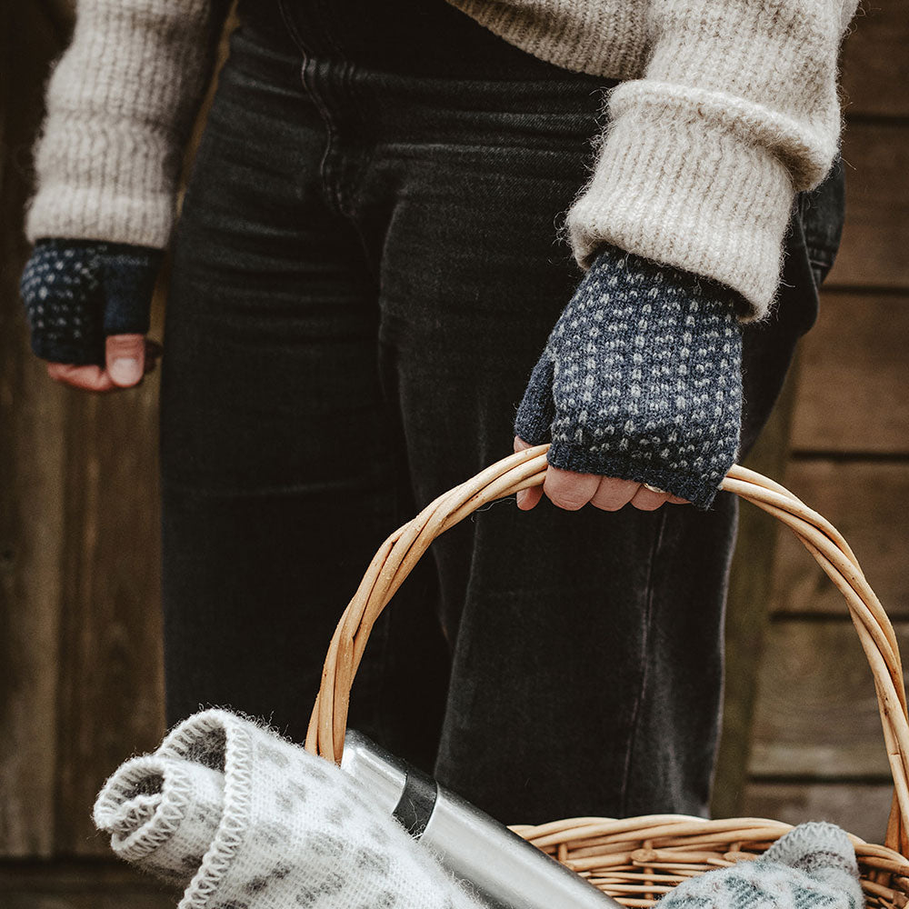 Jacquard Knit Hand Warmers - 100% Merino - Skaftö (Adults)