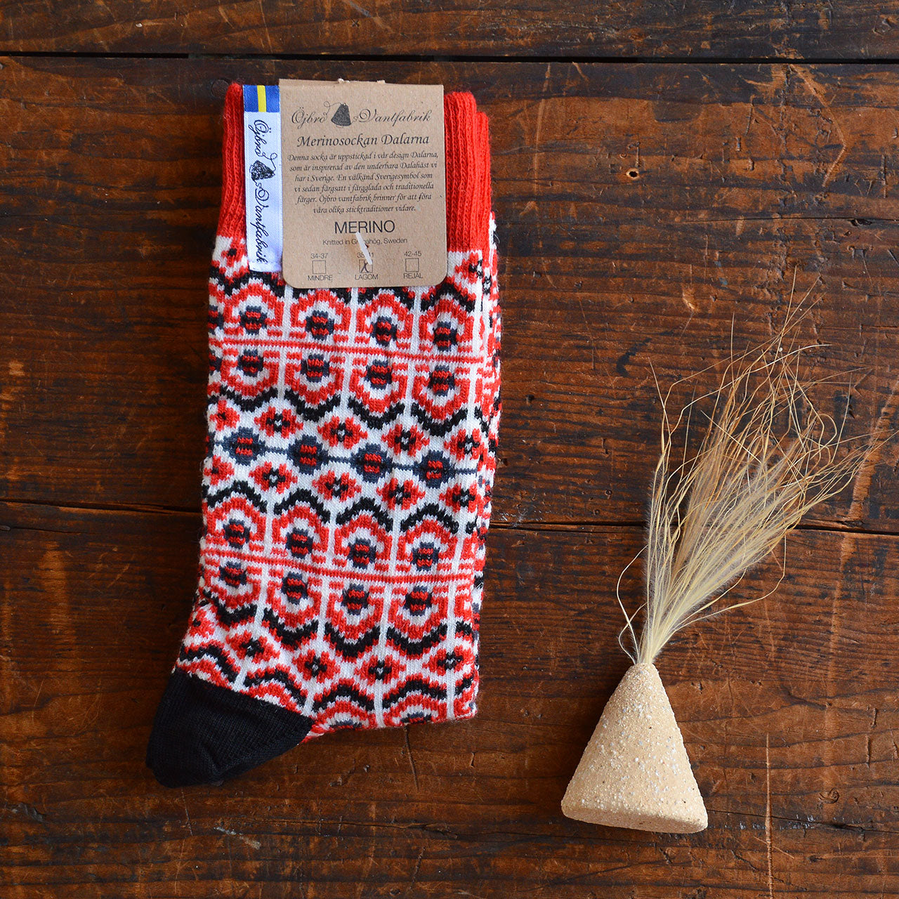 Jacquard Knit Socks - Merino Wool - Darlana Red (Adults 38-45)