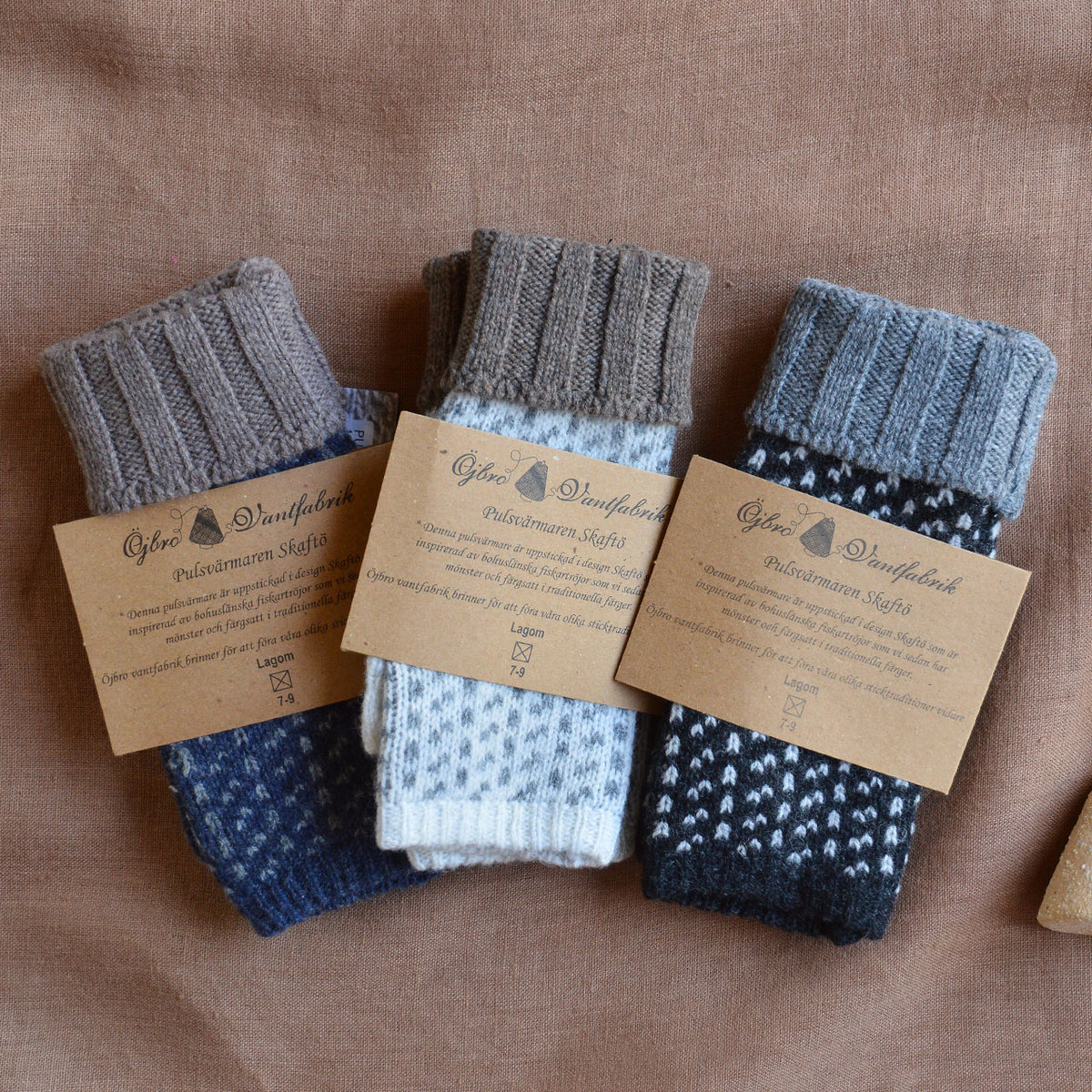 Jacquard Knit Hand Warmers - 100% Merino - Skaftö (Adults)