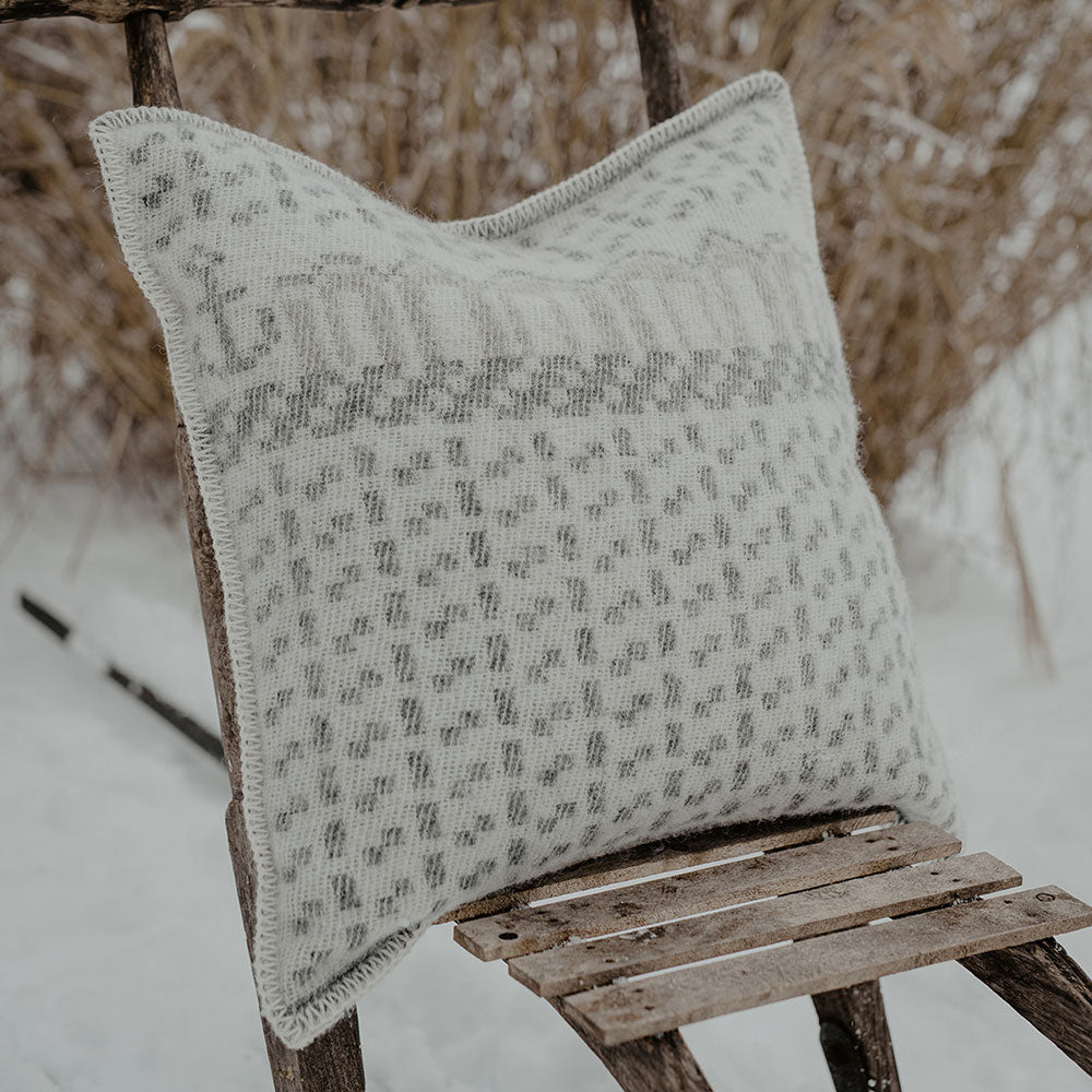 Jacquard Woven Cushion Cover - 100% Wool - Skaftö (50x50cm)