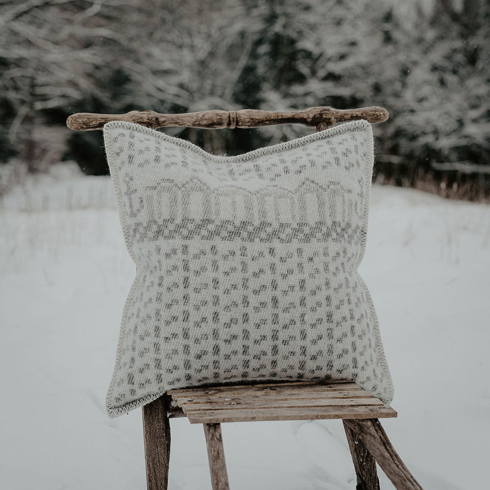 Jacquard Woven Cushion Cover - 100% Wool - Skaftö (50x50cm)