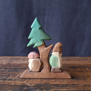 Ostheimer Handcrafted Wooden Toys - Fir Tree with Gnomes (3 pieces)