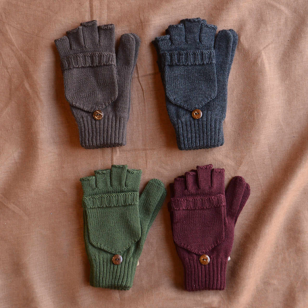 Adults Button Back Mittens - 100% Organic Merino Wool