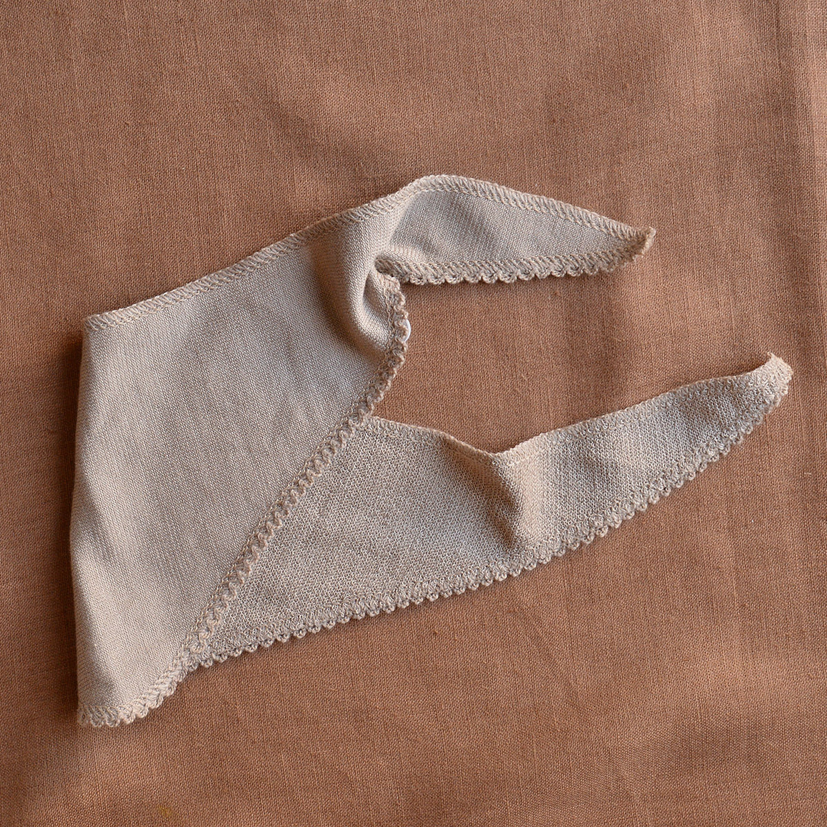 Baby Neckerchief Bib in Organic Merino/Silk