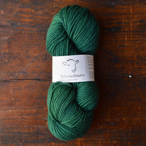 Plant Dyed 100% Virgin Wool Yarn (100g 4-ply 175m) *Last ones