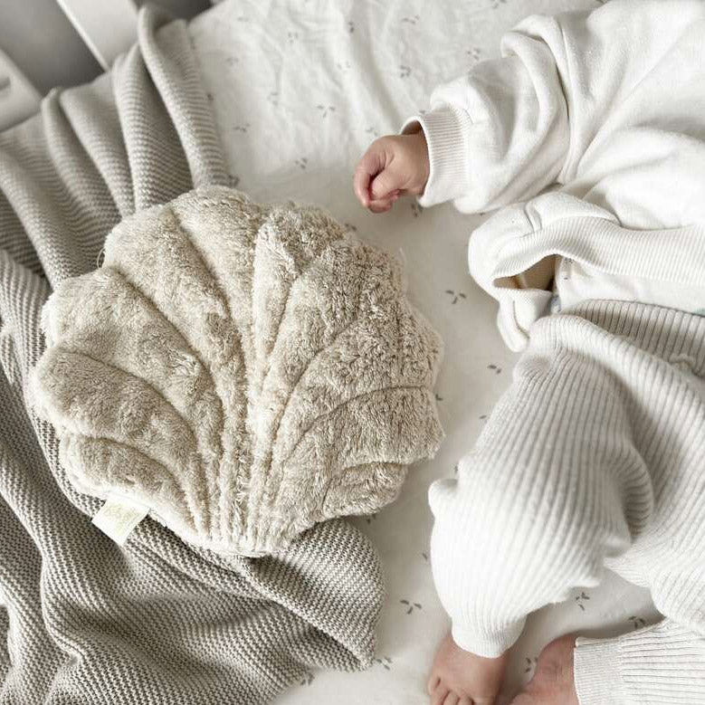 Cuddly Shell Pillow/Heat Pack in Organic Cotton/Lambswool (Small)