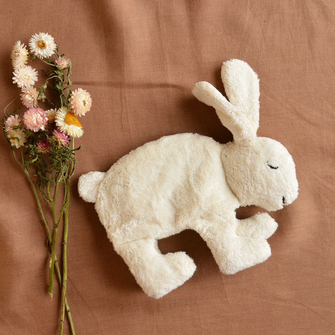 Cuddly Rabbit Toy/Heat Pack in Organic Cotton/Lambswool - White (Small)