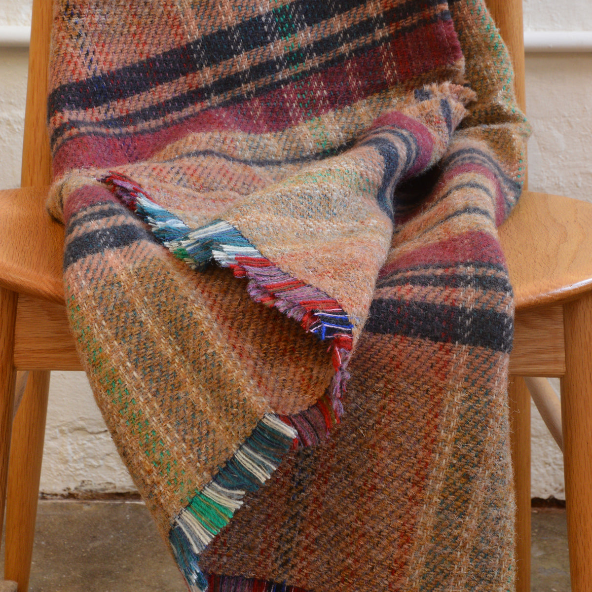 100% Random Recycled Wool Blanket/Rug - Medium (150x120cm)