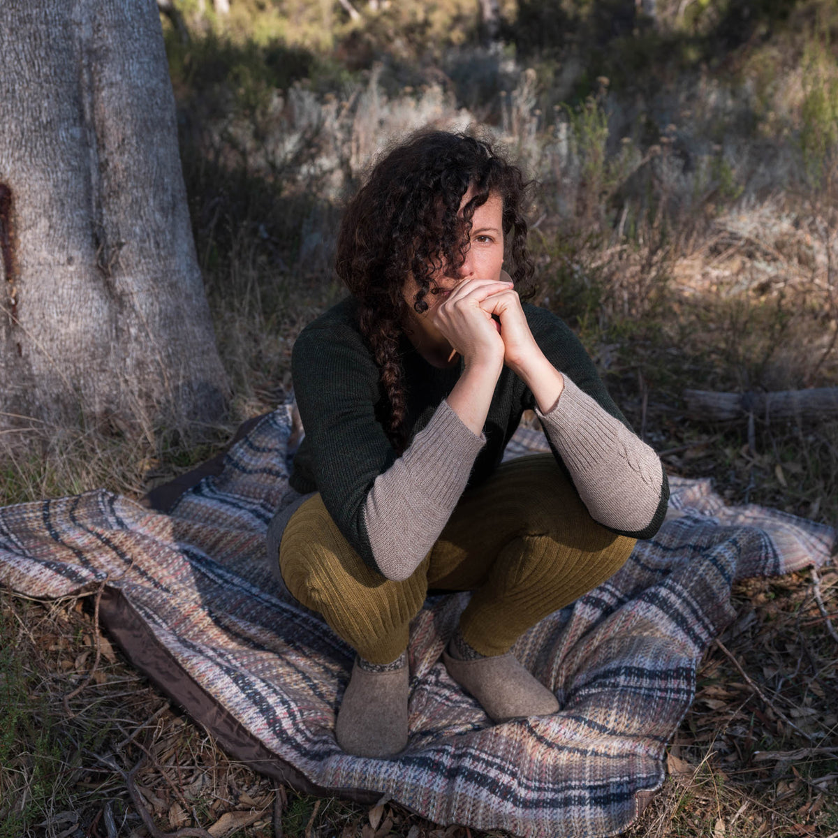 Roll-up Picnic Blanket with Handle - 100% Recycled Wool (145x145cm)