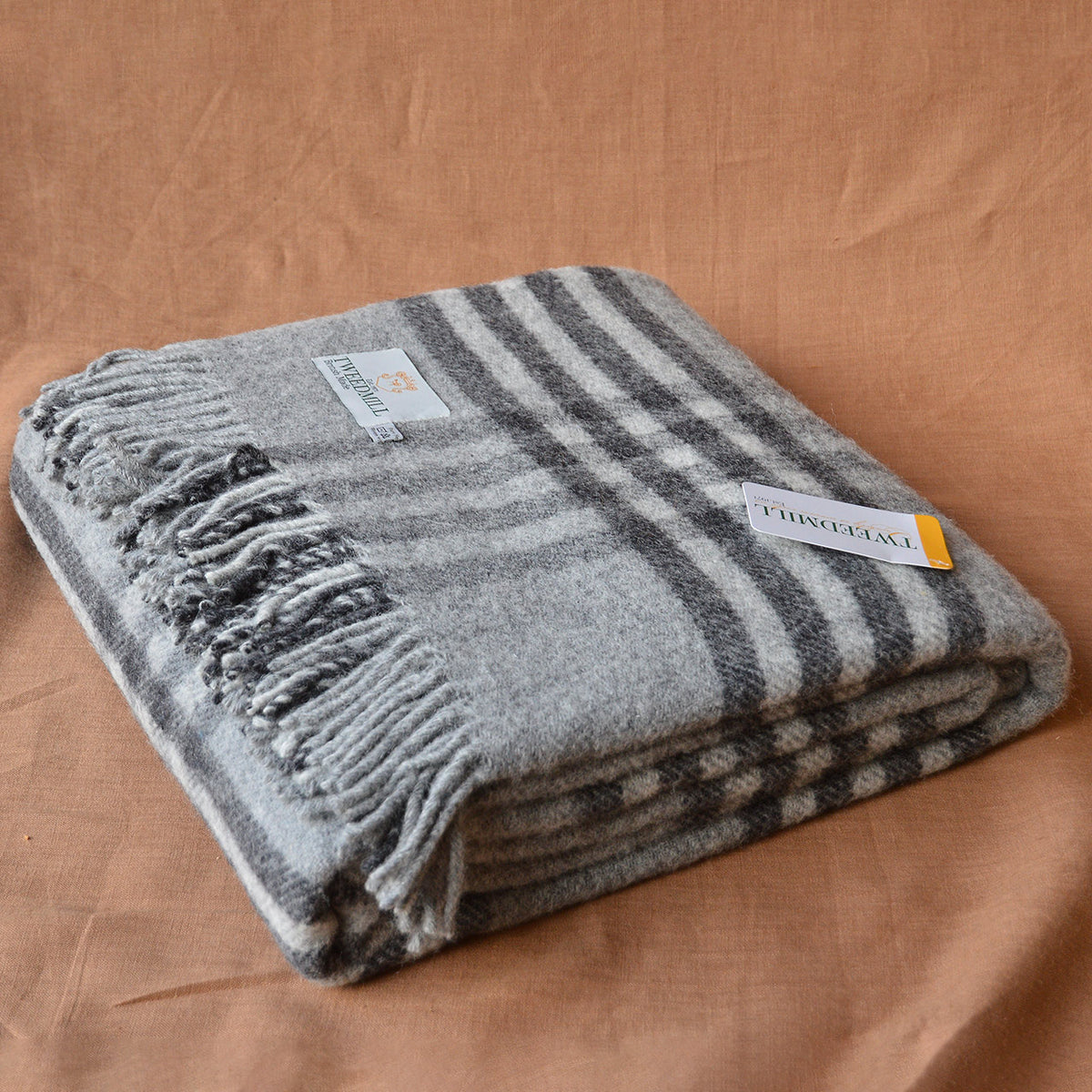 Extra Large Throw - 100% Wool - Hex Check - Charcoal (150x240cm)
