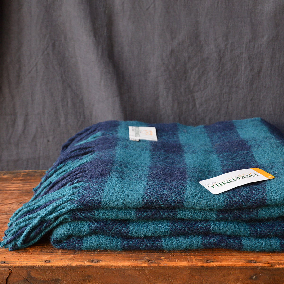 Drapers Throw - 100% Wool - Hutton Check - Navy (150x183cm)