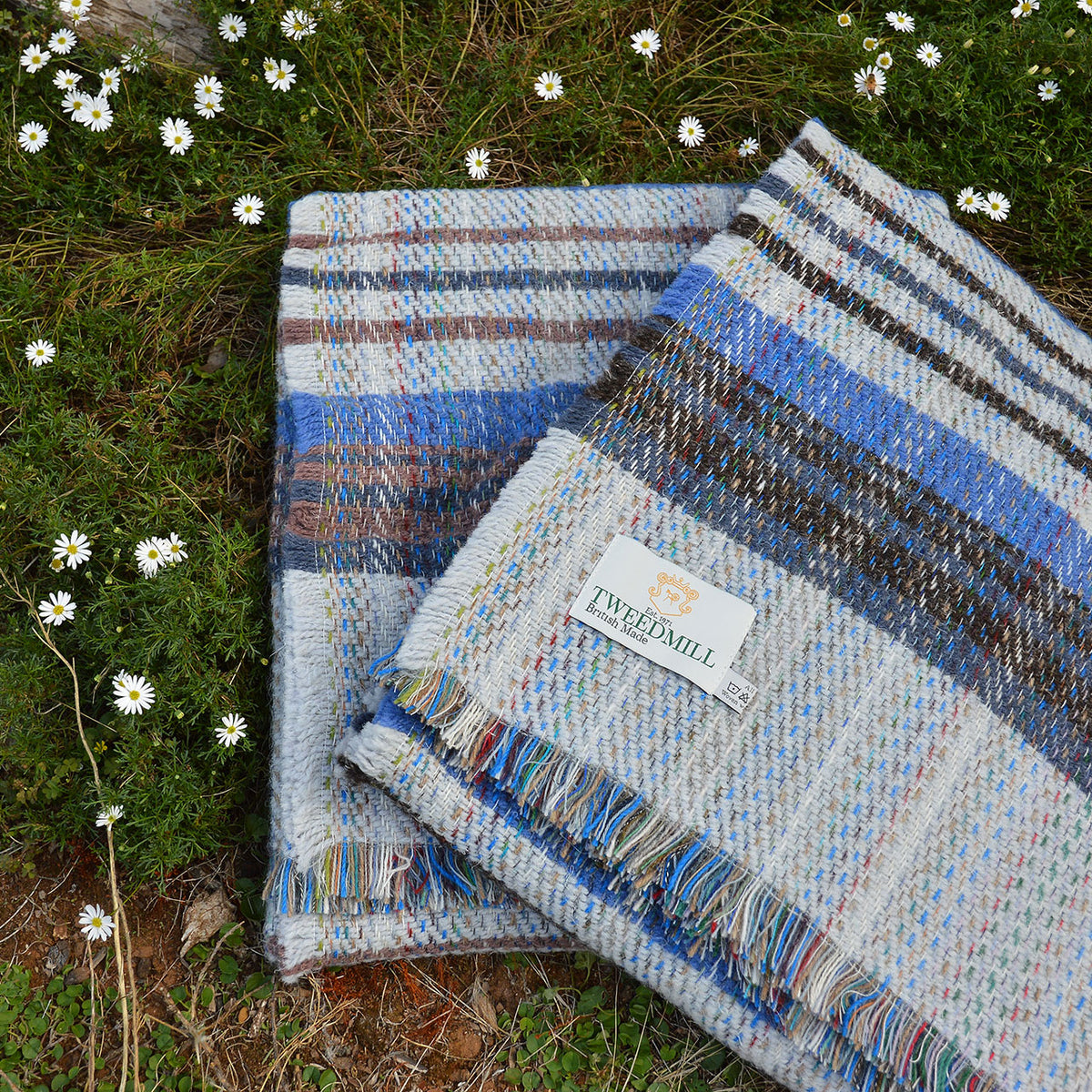 100% Random Recycled Wool Blanket/Rug - Large (183x150cm)