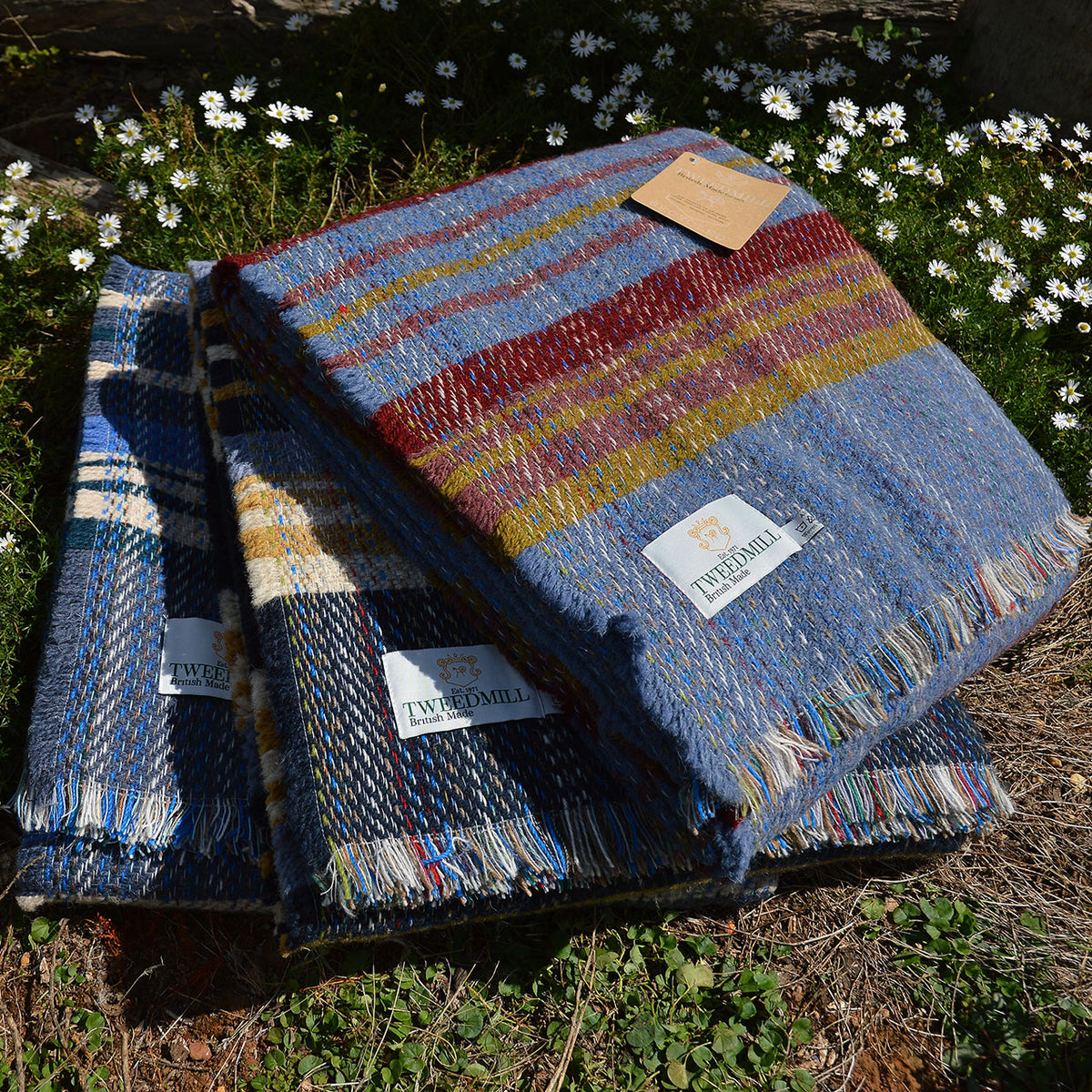 100% Random Recycled Wool Blanket/Rug - Large (183x150cm)