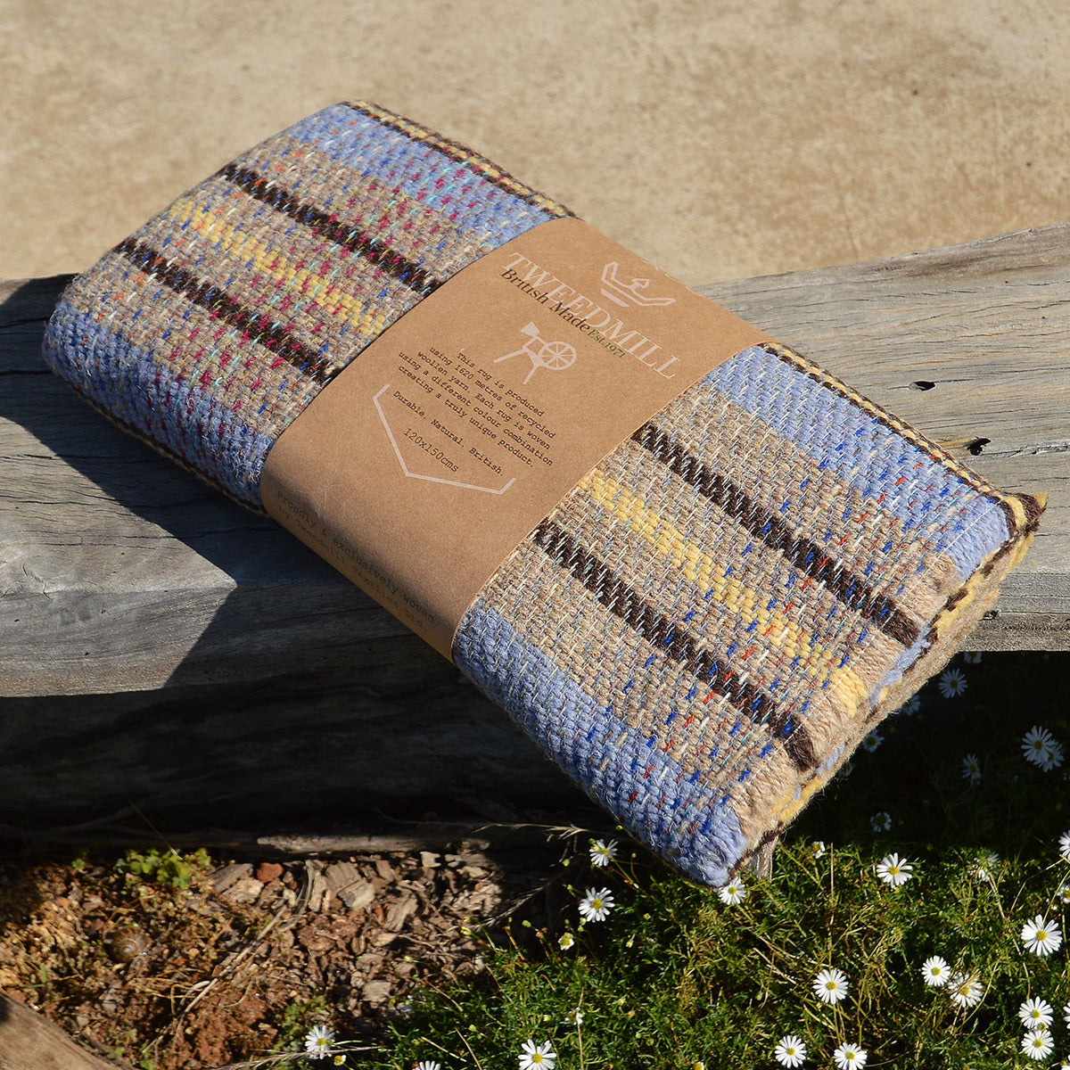 100% Random Recycled Wool Blanket/Rug - Medium (150x120cm)