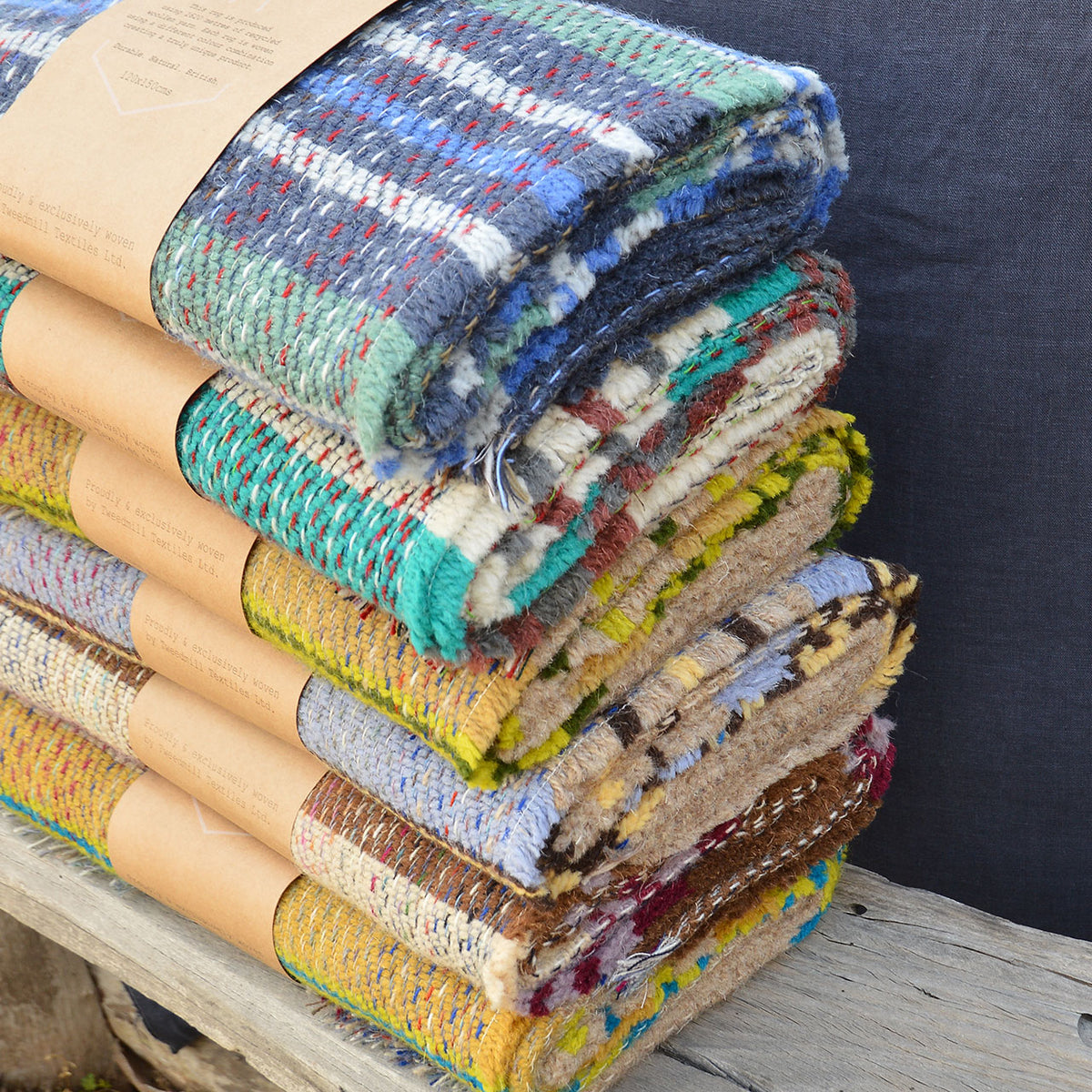 100% Random Recycled Wool Blanket/Rug - Medium (150x120cm)