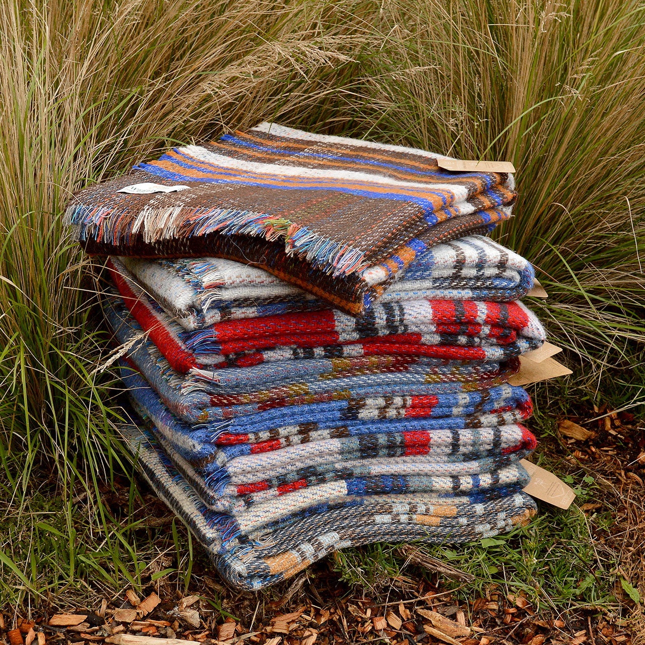 100% Random Recycled Wool Blanket/Rug - Large (183x150cm)