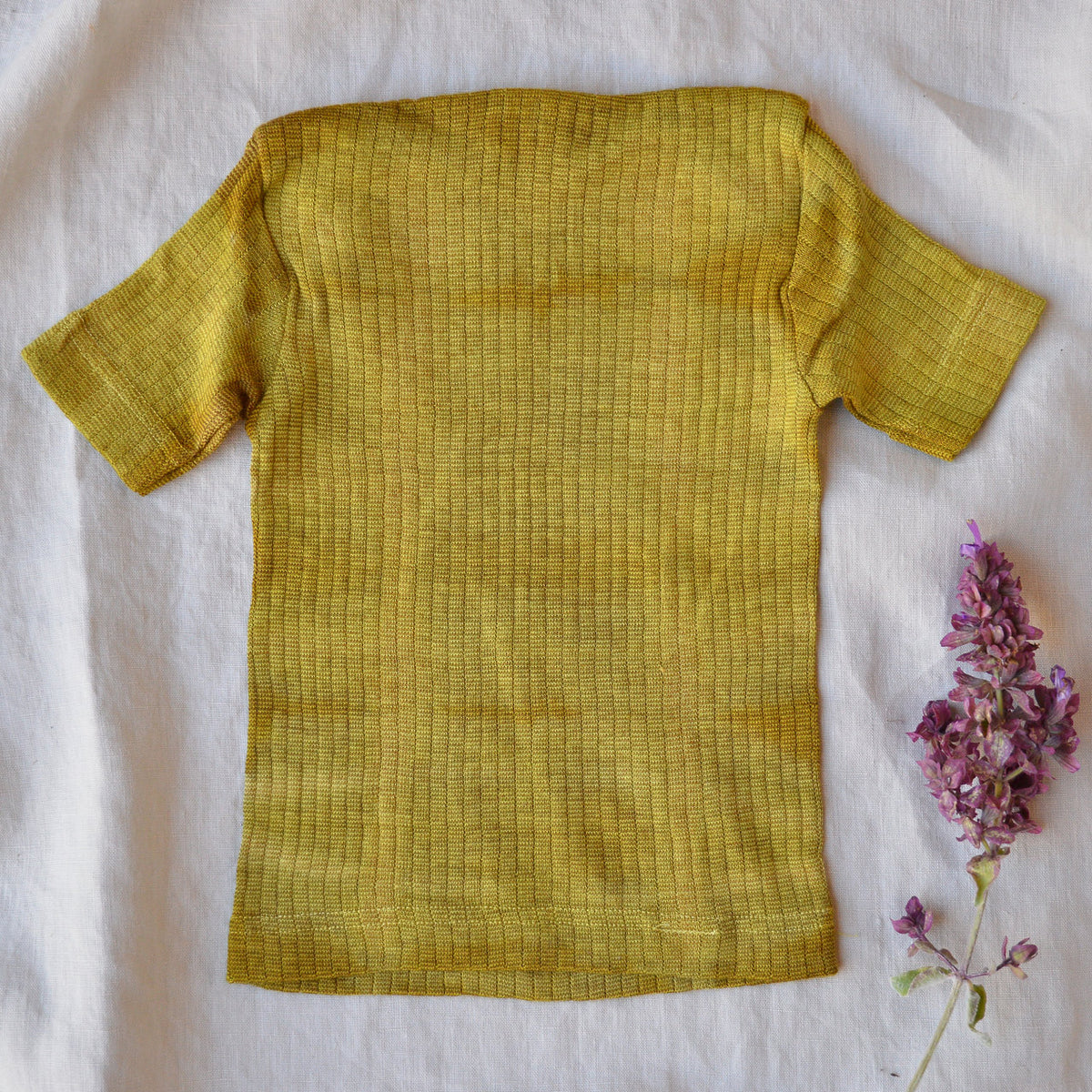 Baby Plant Dyed T-Shirt in Organic Cotton/Merino/Silk (3-24m)