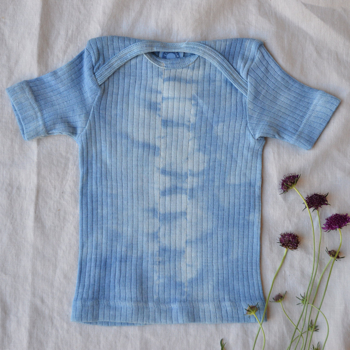 Baby Plant Dyed T-Shirt in Organic Cotton/Merino/Silk (3-24m)