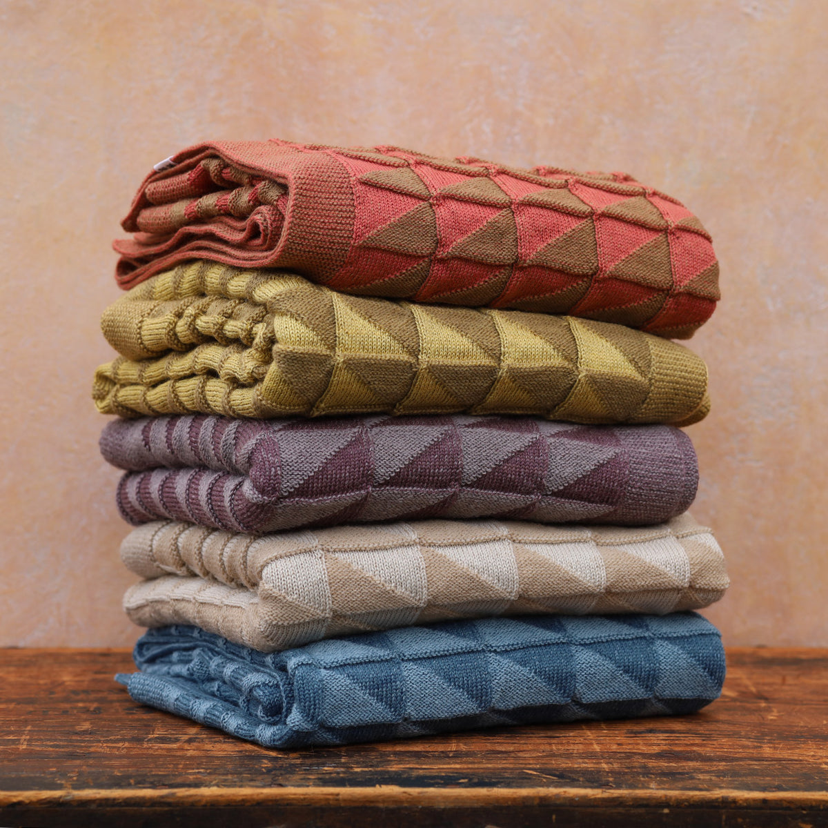 Baby Blanket Triangles - 100% Organic Plant Dyed GOTS Merino Wool (94x78m)