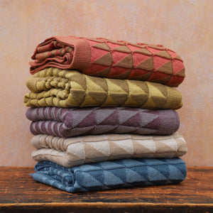 Baby Blanket Triangles - 100% Organic Plant Dyed GOTS Merino Wool (94x78m)