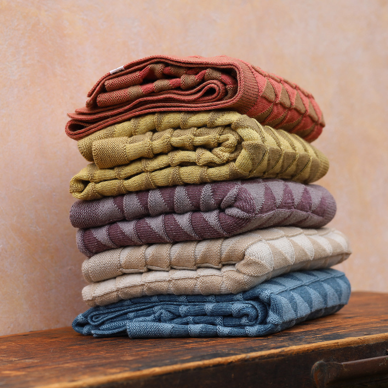 Baby Blanket Triangles - 100% Organic Plant Dyed GOTS Merino Wool (94x78m)